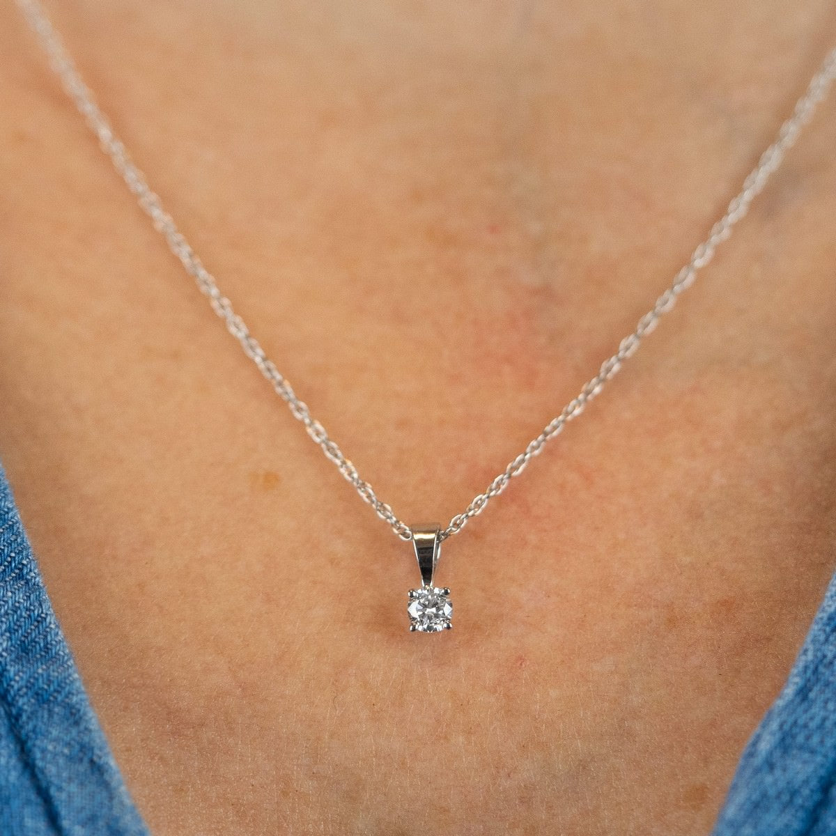 0.25 Carat Solitaire Diamond Pendant Necklace