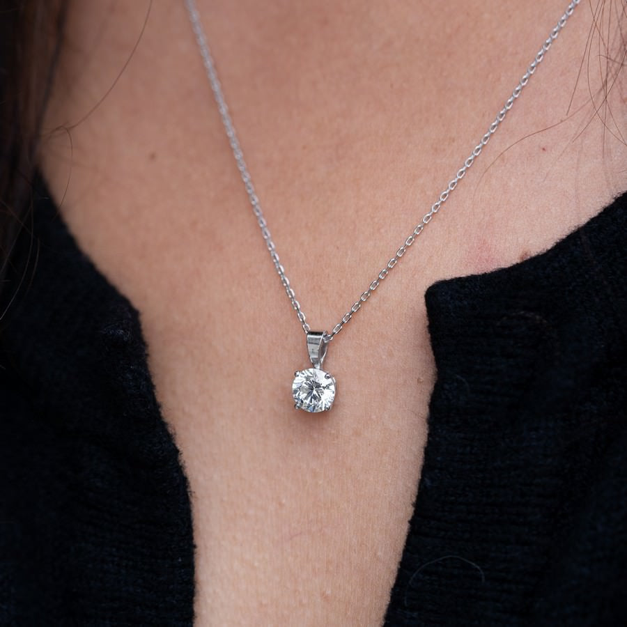 1 Carat Solitaire Diamond Pendant