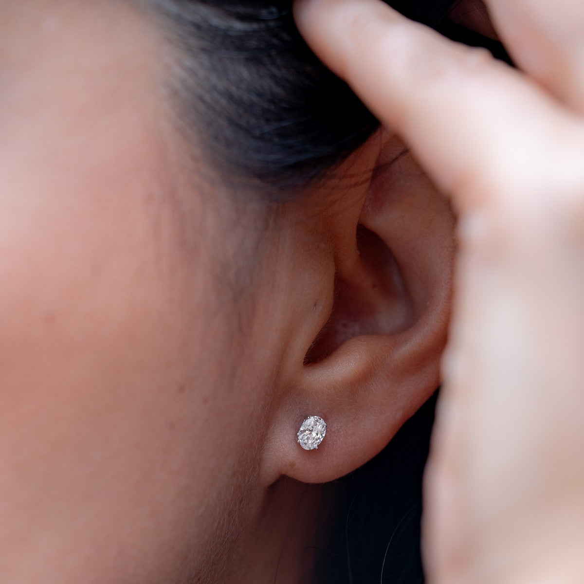 1 Carat Oval Stud Earrings – Lab-Grown Diamonds in 14K White or Yellow Gold
