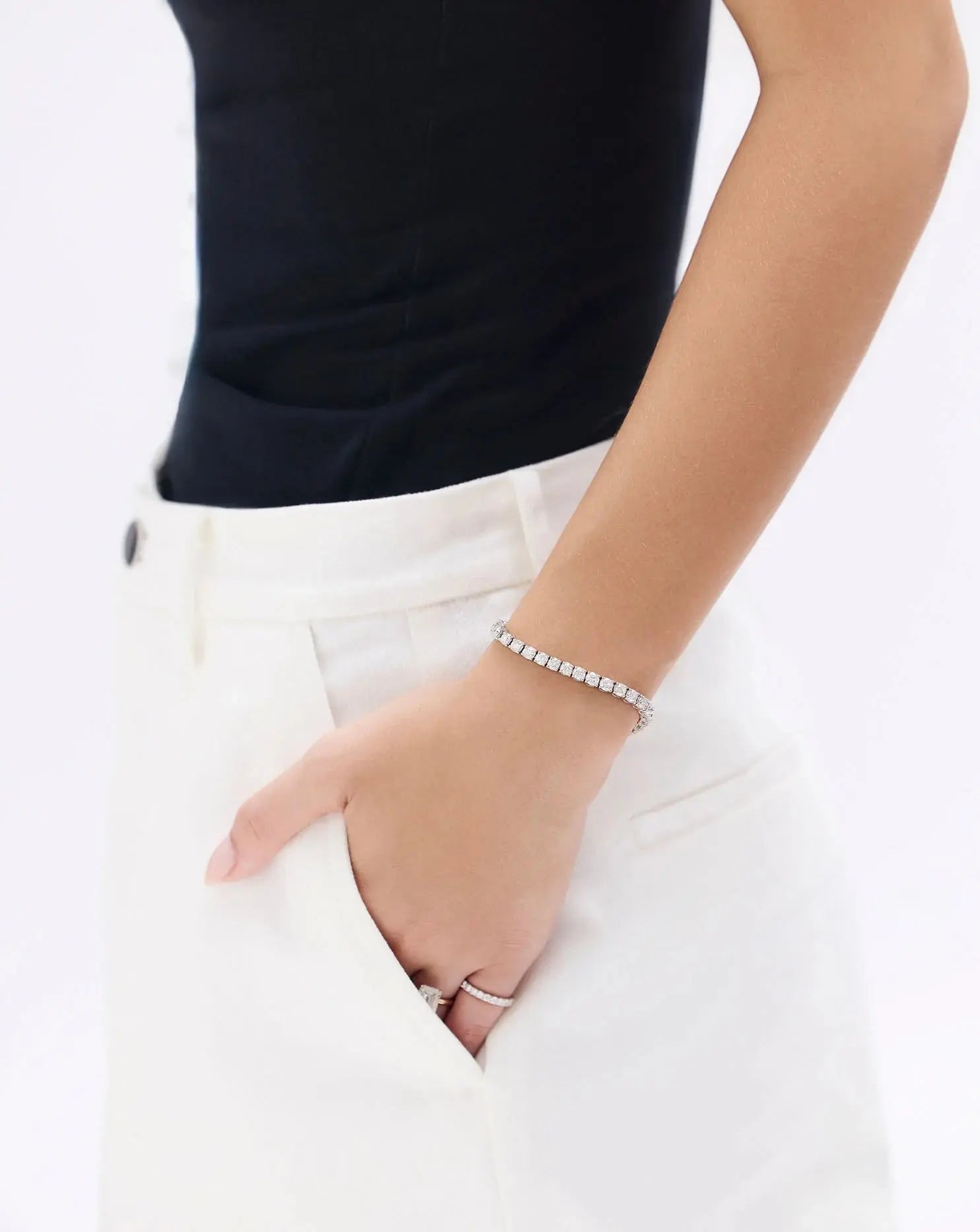 Lab-grown diamond tennis bracelet in white gold