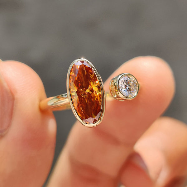 Genevieve Fern - Moval And Round Cut Toi Et Moi Ring
