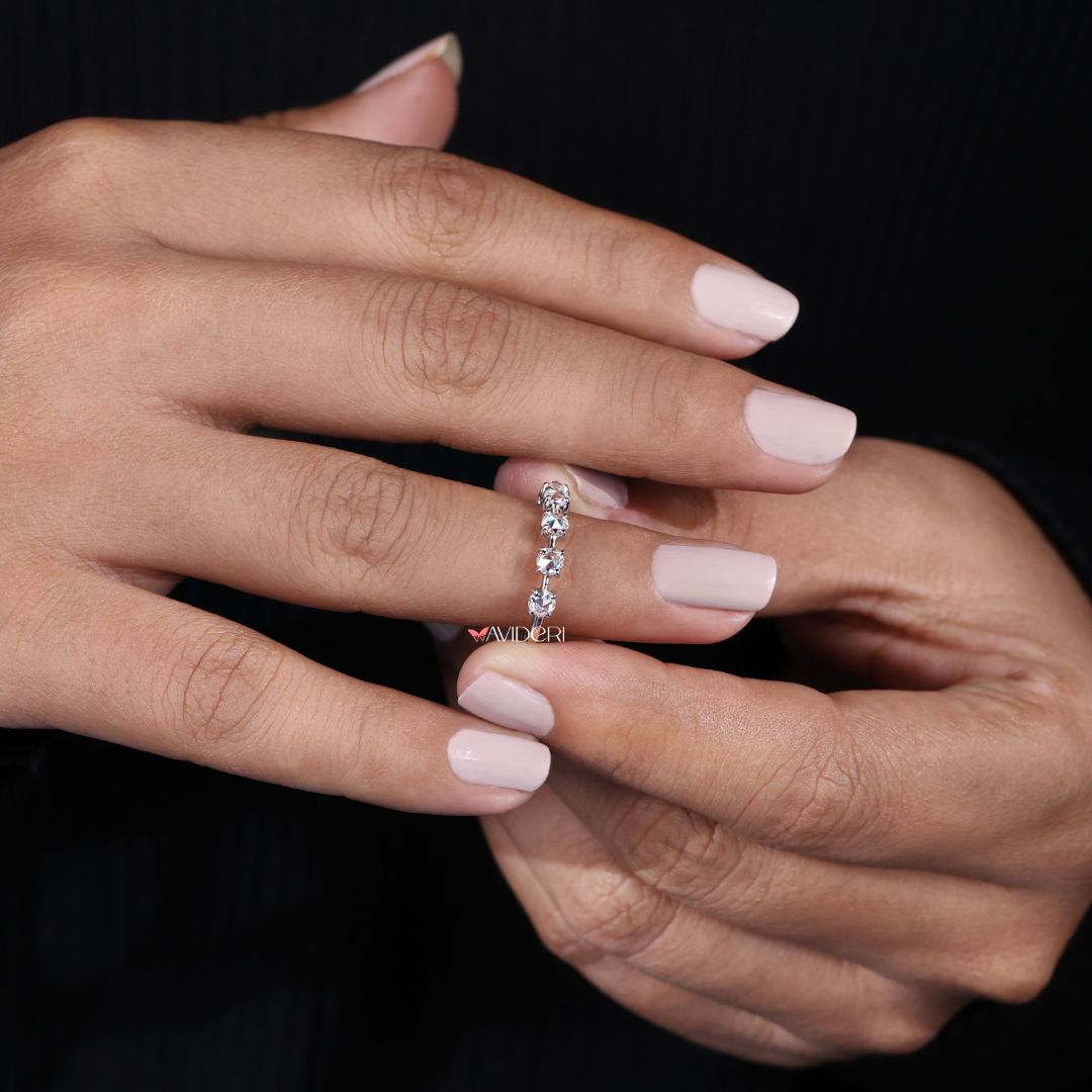 Handmade band features expert craftsmanship and smooth everyday comfort.
