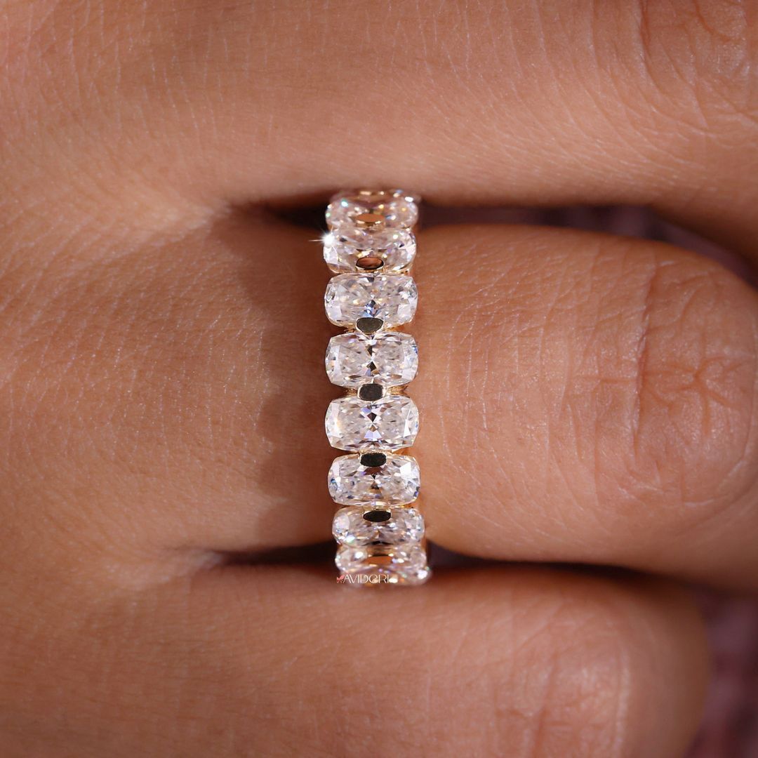 The full eternity band features stones all the way around.