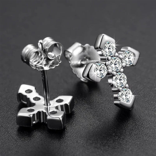 Abigail Cross Pointed Moissanite Stud Earrings by Nura Lab
