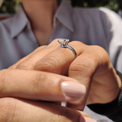 Lisette Eve - Radiant Engagement Ring With Solitaire Style