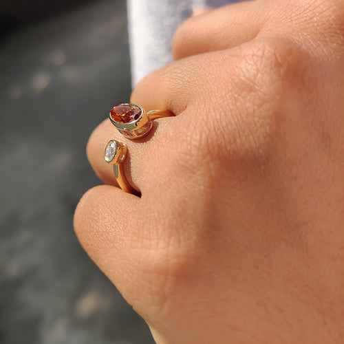 Genevieve Fern - Moval And Round Cut Toi Et Moi Ring