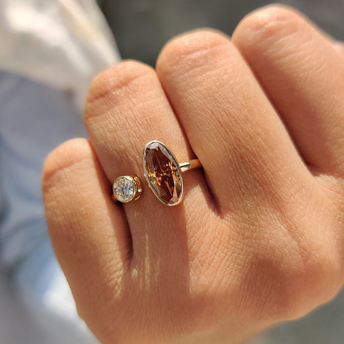 Genevieve Fern - Moval And Round Cut Toi Et Moi Ring