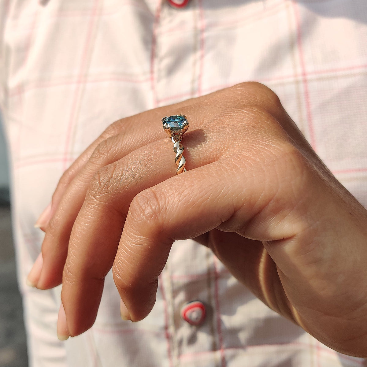 Genevieve Claire - Cyan Blue Round Cut Hidden Halo Ring With Twisted Rope Band