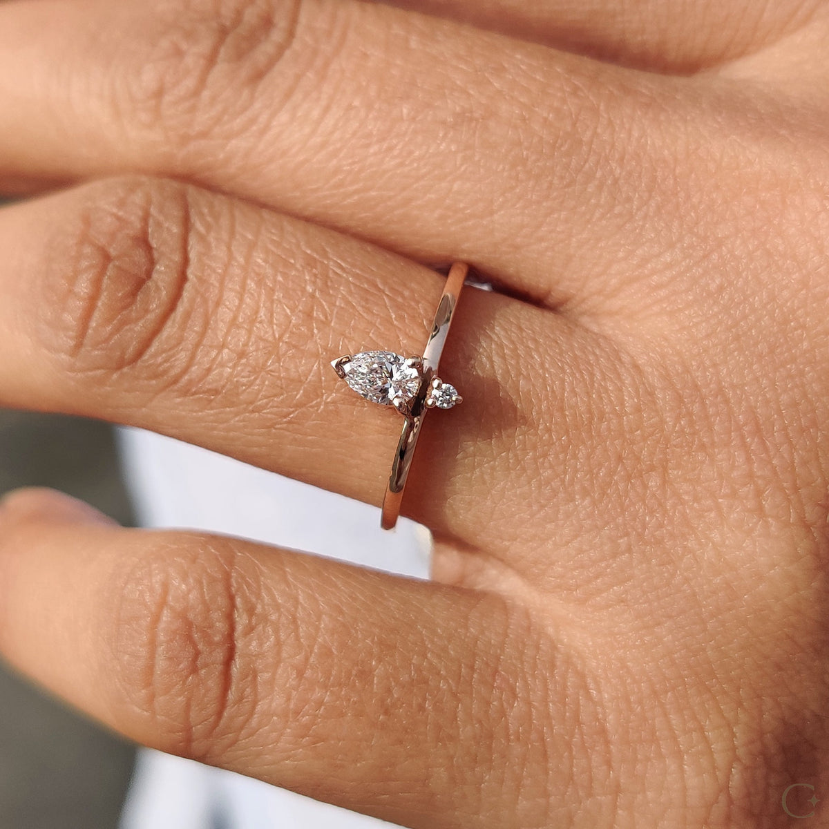 Anouk Jane - 2 Stone Engagement Ring With Pear and Round Diamond