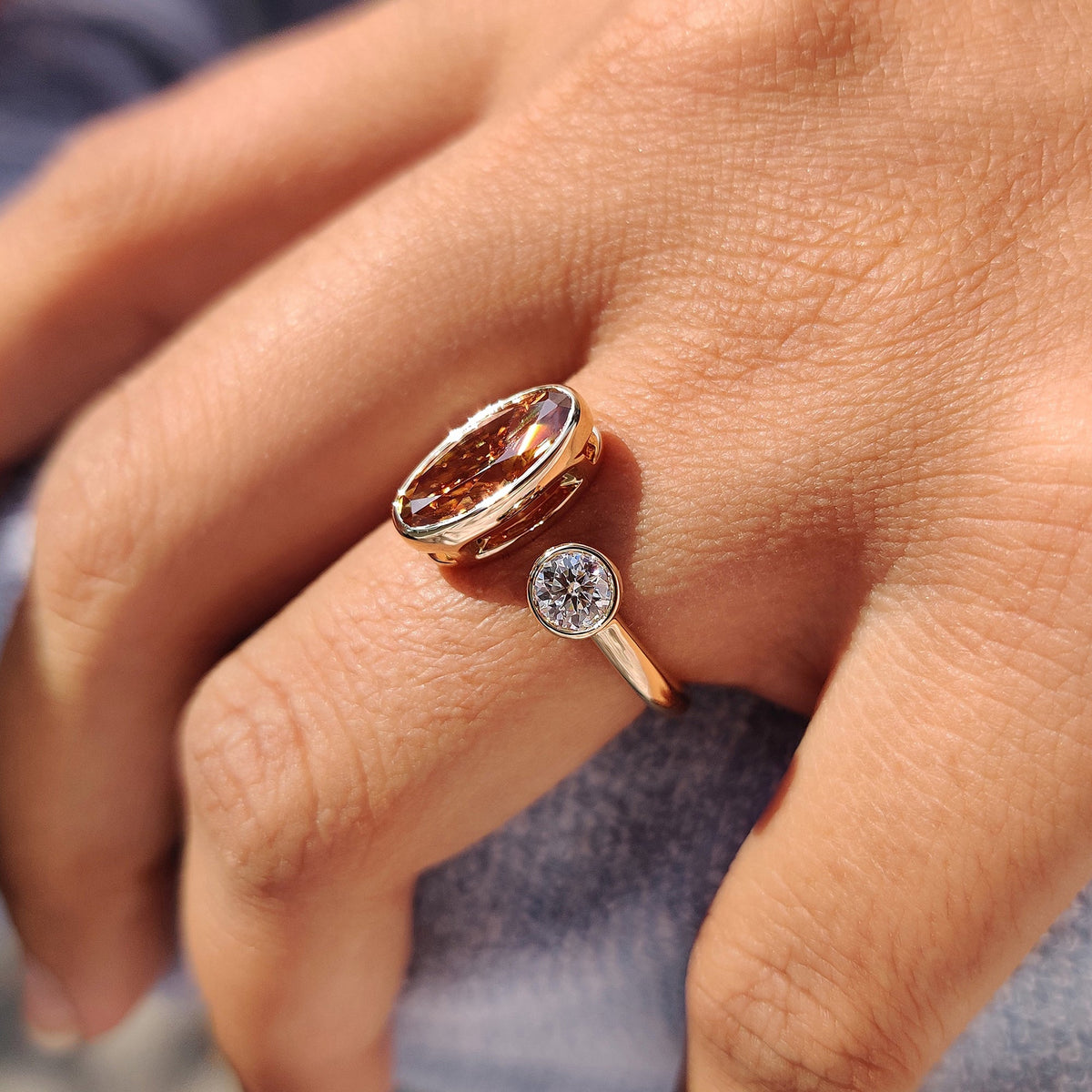 Genevieve Fern - Moval And Round Cut Toi Et Moi Ring