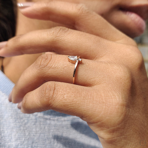 Anouk Jane - 2 Stone Engagement Ring With Pear and Round Diamond