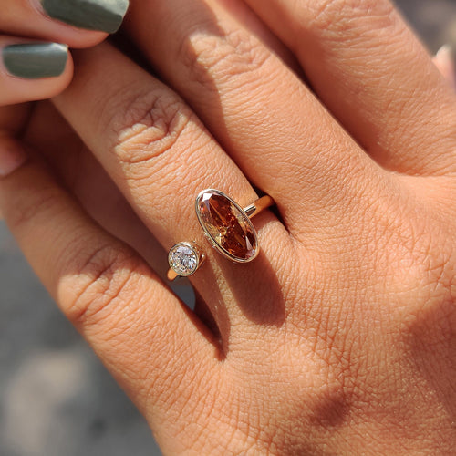 Genevieve Fern - Moval And Round Cut Toi Et Moi Ring