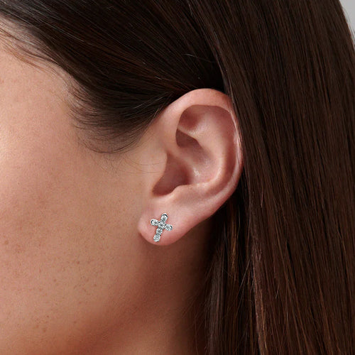 Abigail Cross Pointed Moissanite Stud Earrings by Nura Lab