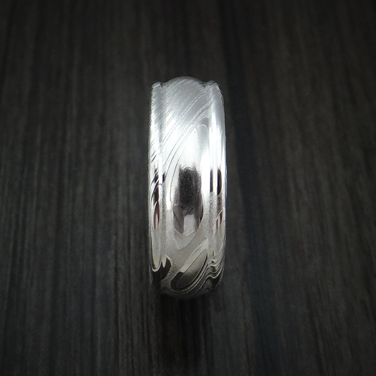 Resolute XI - Woodgrain Kuro Damascus Steel Men's Ring Wedding Ring - view 3 - Nura Lab