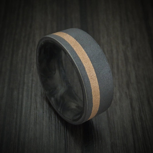 Harbour XIII - Tantalum Men's Wedding Ring with 18K Gold and Forged Carbon Fiber - Nura Lab