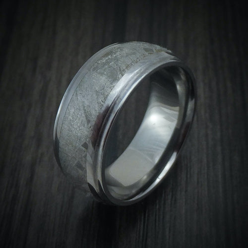 Canyon XIV - Tantalum and Meteorite Men's Wedding Ring - view 4 - Nura Lab