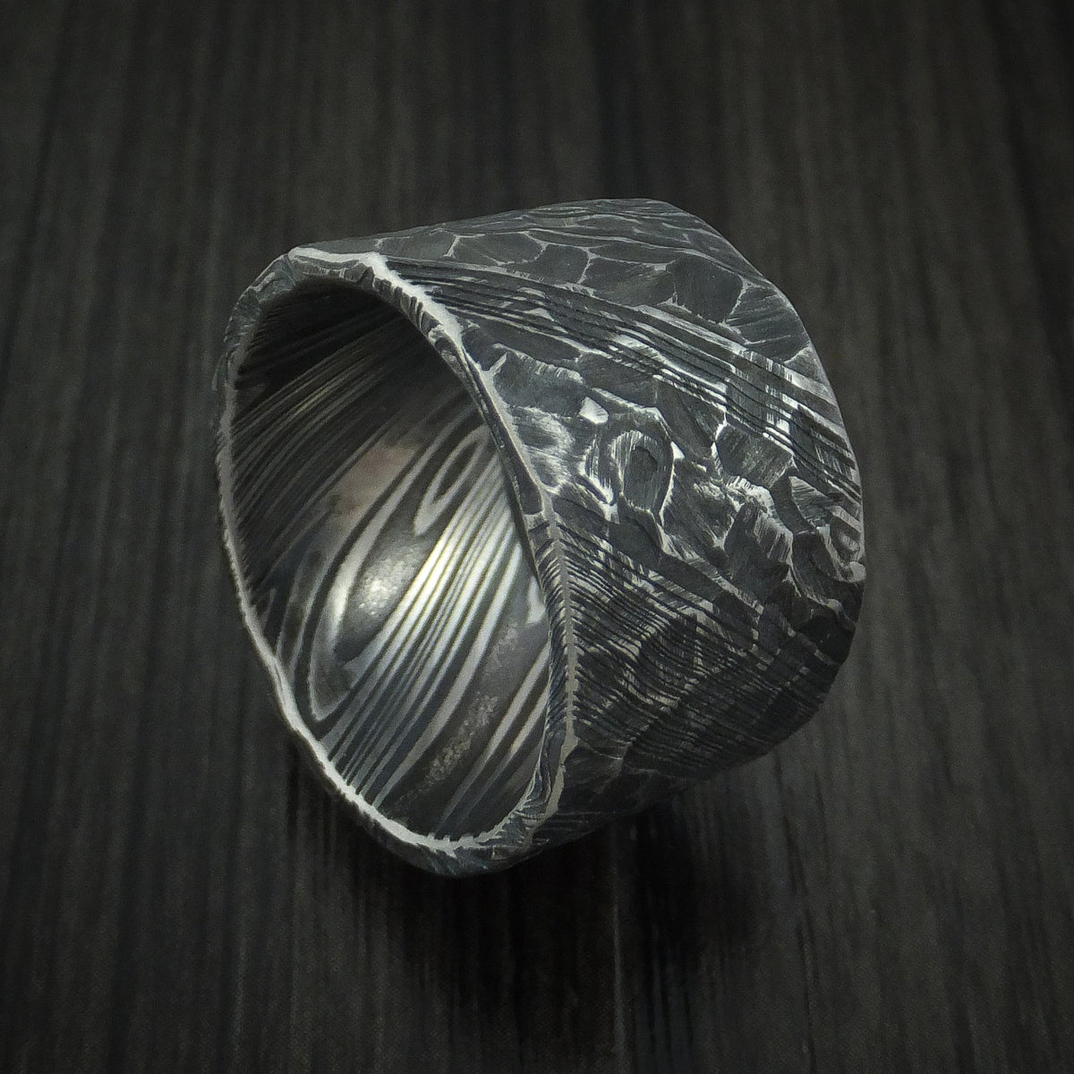 Kingsguard X - Ultra-Wide Woodgrain Kuro Damascus Steel Men's Wedding Ring with Rock Hammered Finish Band - Nura Lab