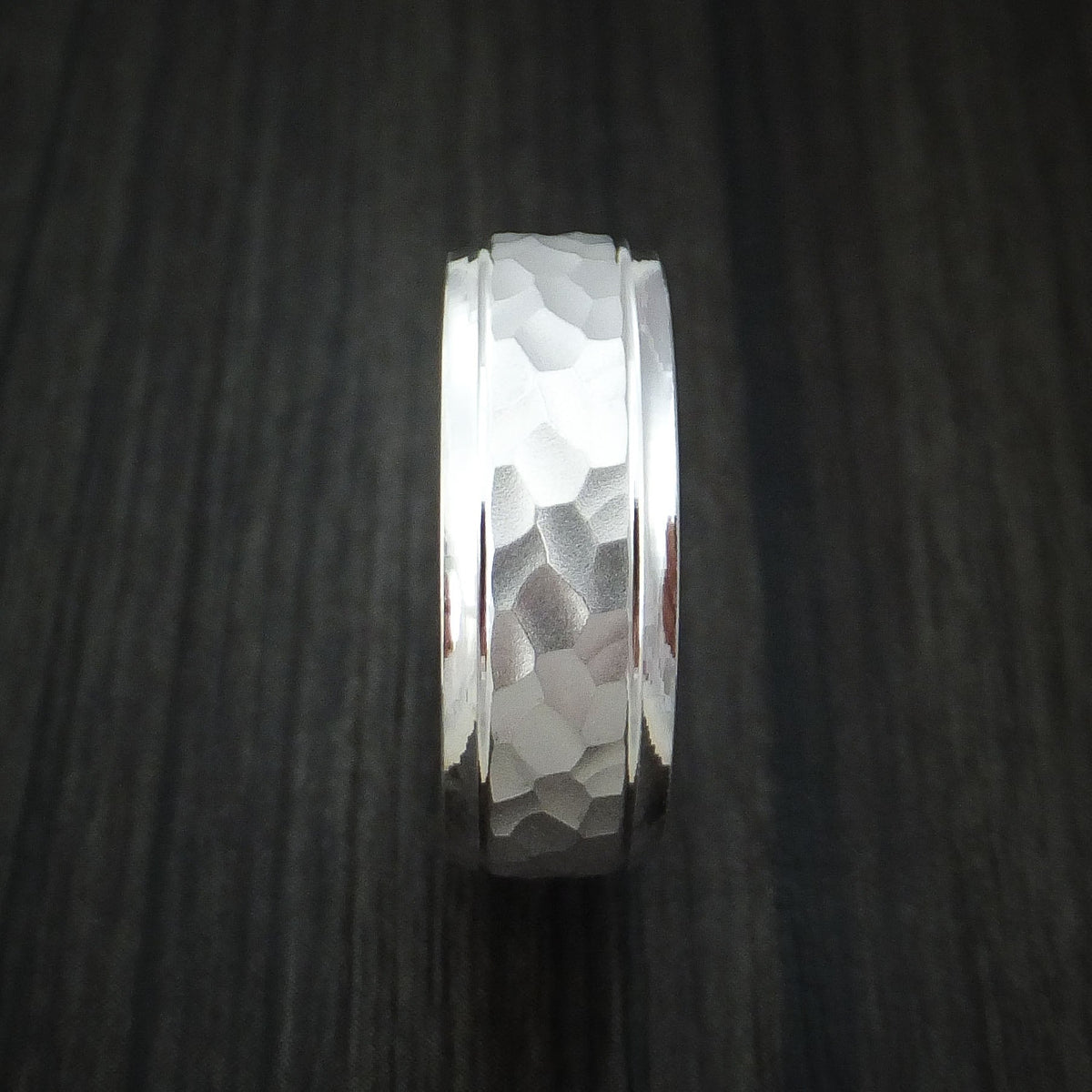King George XVIII - 14k White Gold Hammered Men's Wedding Ring - view 3 - Nura Lab