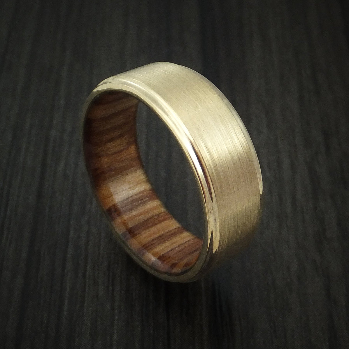 King George XII - Yellow Gold Classic Style Wedding Men's Wedding Ring with Wood Sleeve - Nura Lab