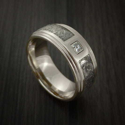Wolf XVII - 14K White Gold and Meteorite Men's Wedding Ring with Beautiful Diamond - Nura Lab