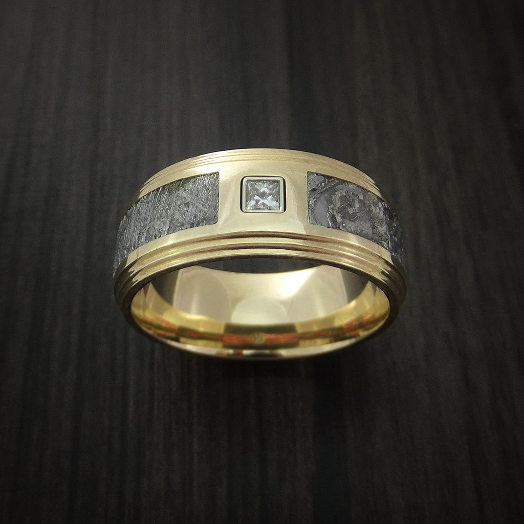 Cedar XVII - 14K Yellow Gold and Meteorite Men's Wedding Ring with Beautiful Diamond - view 2 - Nura Lab