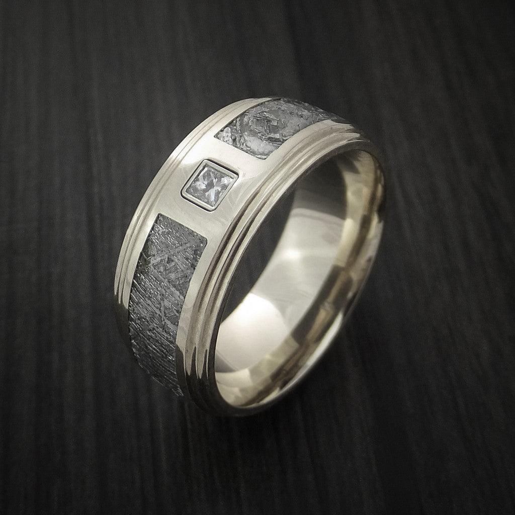Wolf XVII - 14K White Gold and Meteorite Men's Wedding Ring with Beautiful Diamond - view 3 - Nura Lab