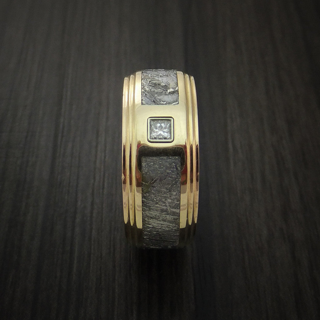 Cedar XVII - 14K Yellow Gold and Meteorite Men's Wedding Ring with Beautiful Diamond - view 3 - Nura Lab