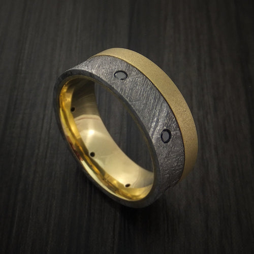 Ranger XVII - Gibeon Meteorite and Yellow Gold Men's Wedding Ring with Black Diamonds - Nura Lab
