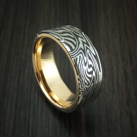 Sentinel XII - Sunset Kuro Damascus Steel Men's Wedding Ring with 14K Yellow Gold Sleeve - Nura Lab