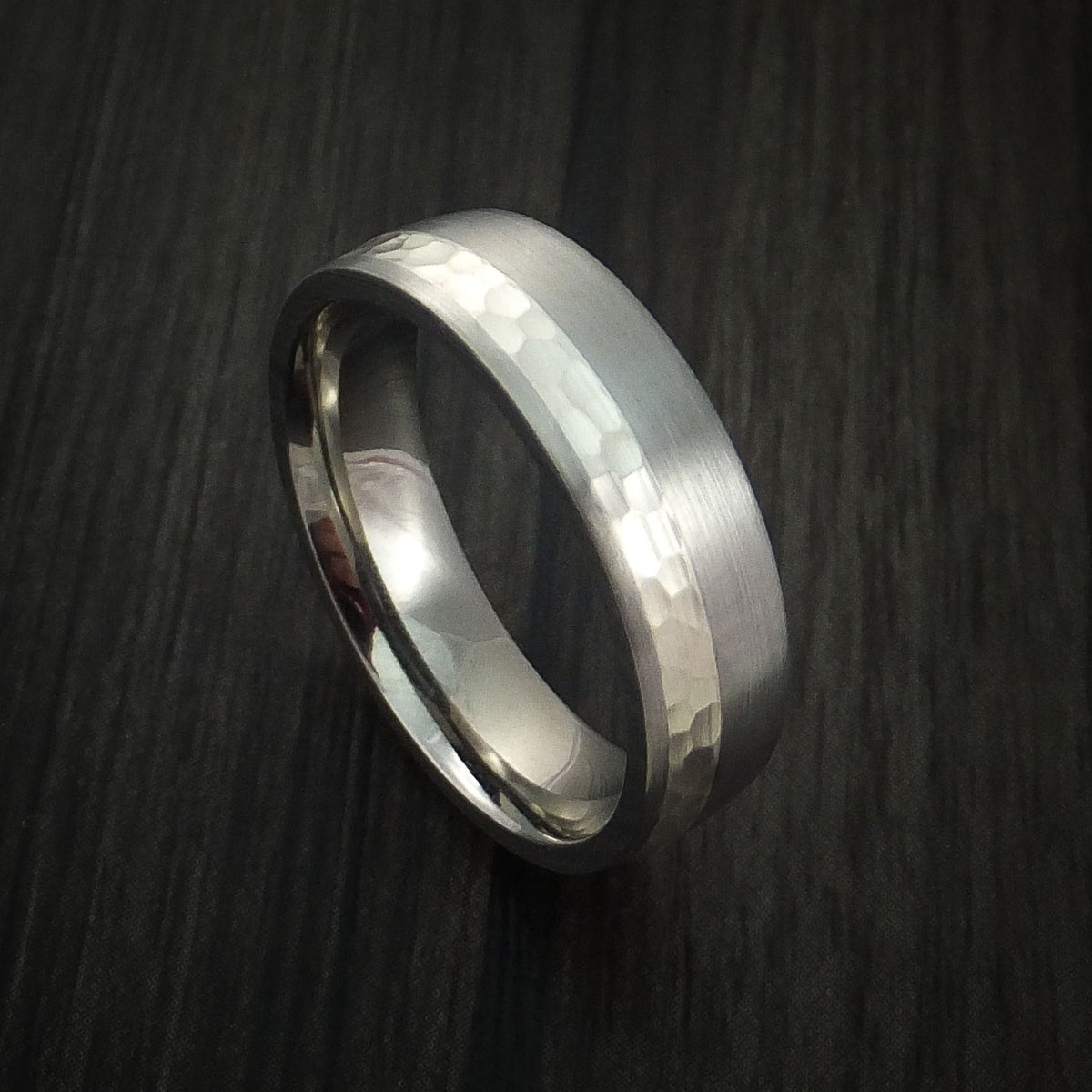 King James XVIII - Inconel and Silver Men's Ring Hammered Wedding Ring - Nura Lab
