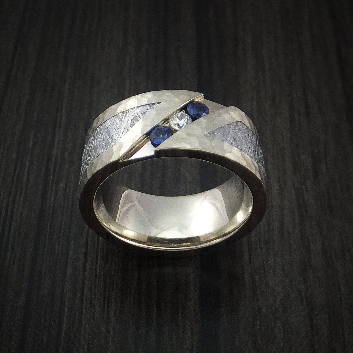 Evernorth XVII - White Gold and Meteorite Hammered Men's Wedding Ring with Diamond and Sapphires - view 3 - Nura Lab