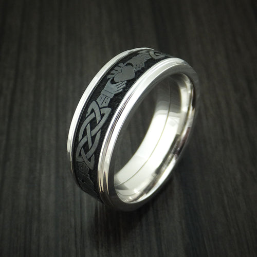 Sentinel XVIII - 14K Gold And Black Zirconium Celtic Claddagh Band Men's Wedding Ring - view 3 - Nura Lab