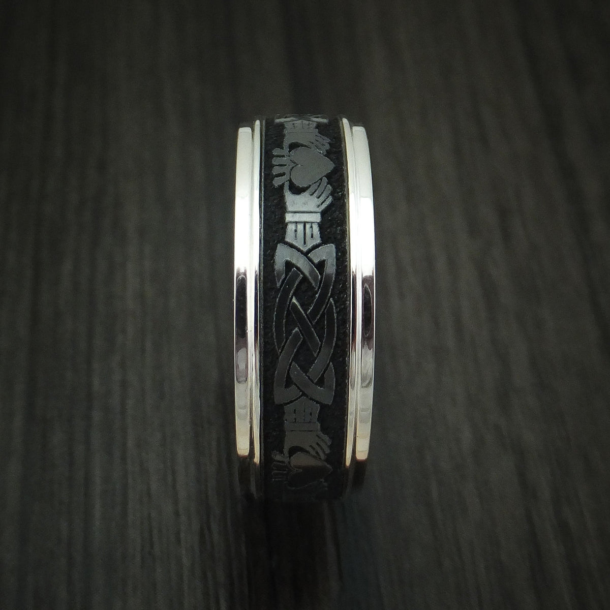 Sentinel XVIII - 14K Gold And Black Zirconium Celtic Claddagh Band Men's Wedding Ring - view 4 - Nura Lab