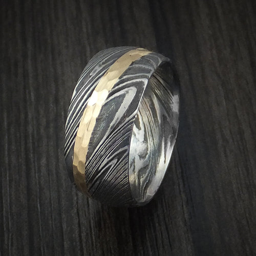 Echelon XI - Woodgrain Kuro Damascus Steel Men's Ring and 14k Yellow Gold Hammered Wedding Ring Genuine Craftsmanship - view 4 - Nura Lab