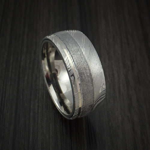 Hector IX - Woodgrain Kuro Damascus Steel and Gibeon Meteorite Men's Wedding Ring with 14k White Gold Inlay Band - Nura Lab