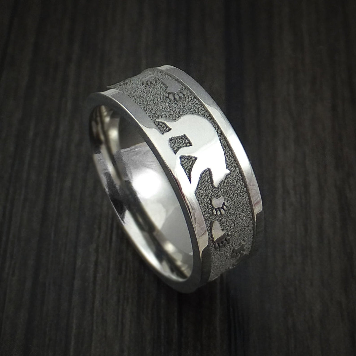 Northwind III - Titanium Bear Paw Men's Wedding Ring Hunter Band - Nura Lab