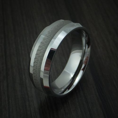Ironwood XVI - Tungsten Band Men's Wedding Ring - view 4 - Nura Lab