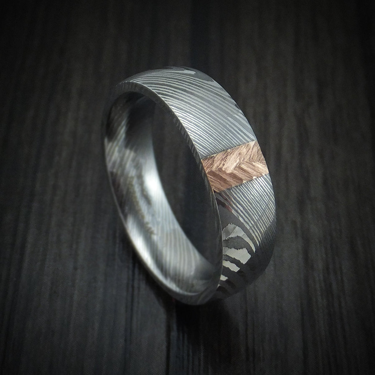 Resolute X - Damascus Steel and Gold Men's Wedding Ring with Feather Texture Band - Nura Lab