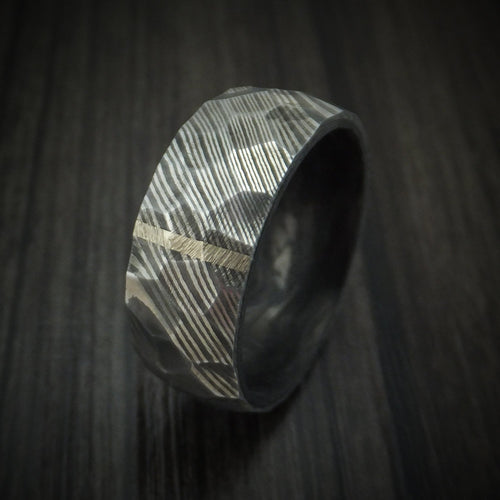 Kauri X - Damascus Steel Hammered Men's Wedding Ring with Vertical 14K Gold Inlay and Forged Carbon Fiber Sleeve - view 4 - Nura Lab