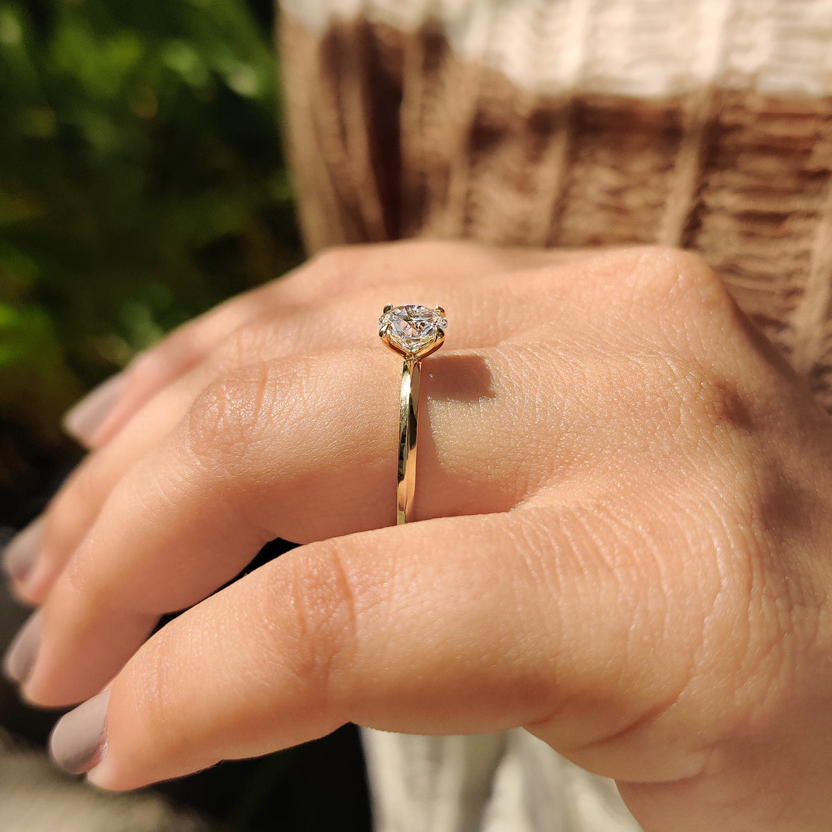 Cordelia Pearl - Round Diamond Engagement Ring With knife edge shank style