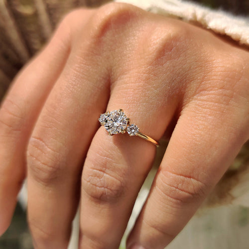 Solene Dawn - Round Cut Diamond Ring In 3 Stone Style
