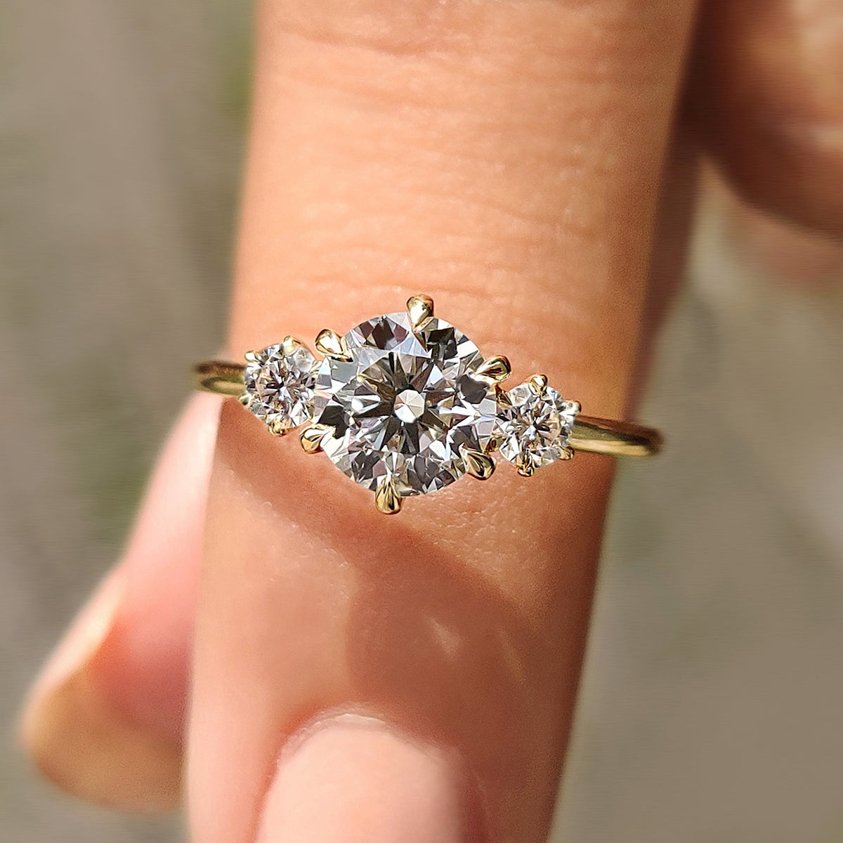 Solene Dawn - Round Cut Diamond Ring In 3 Stone Style