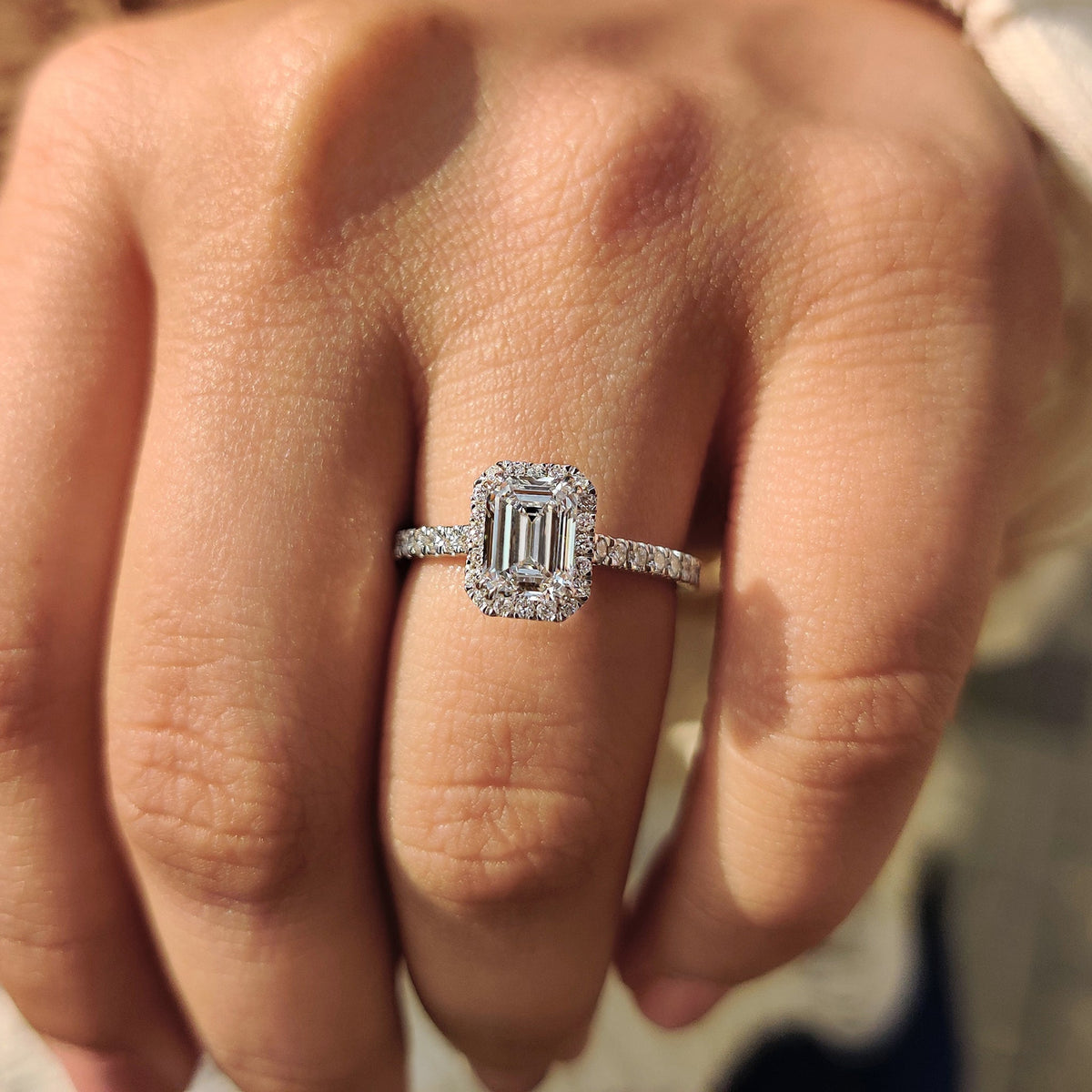 Evangeline Fern - Emerald Engagement Ring in Dazzling Beauty