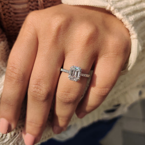 Evangeline Fern - Emerald Engagement Ring in Dazzling Beauty
