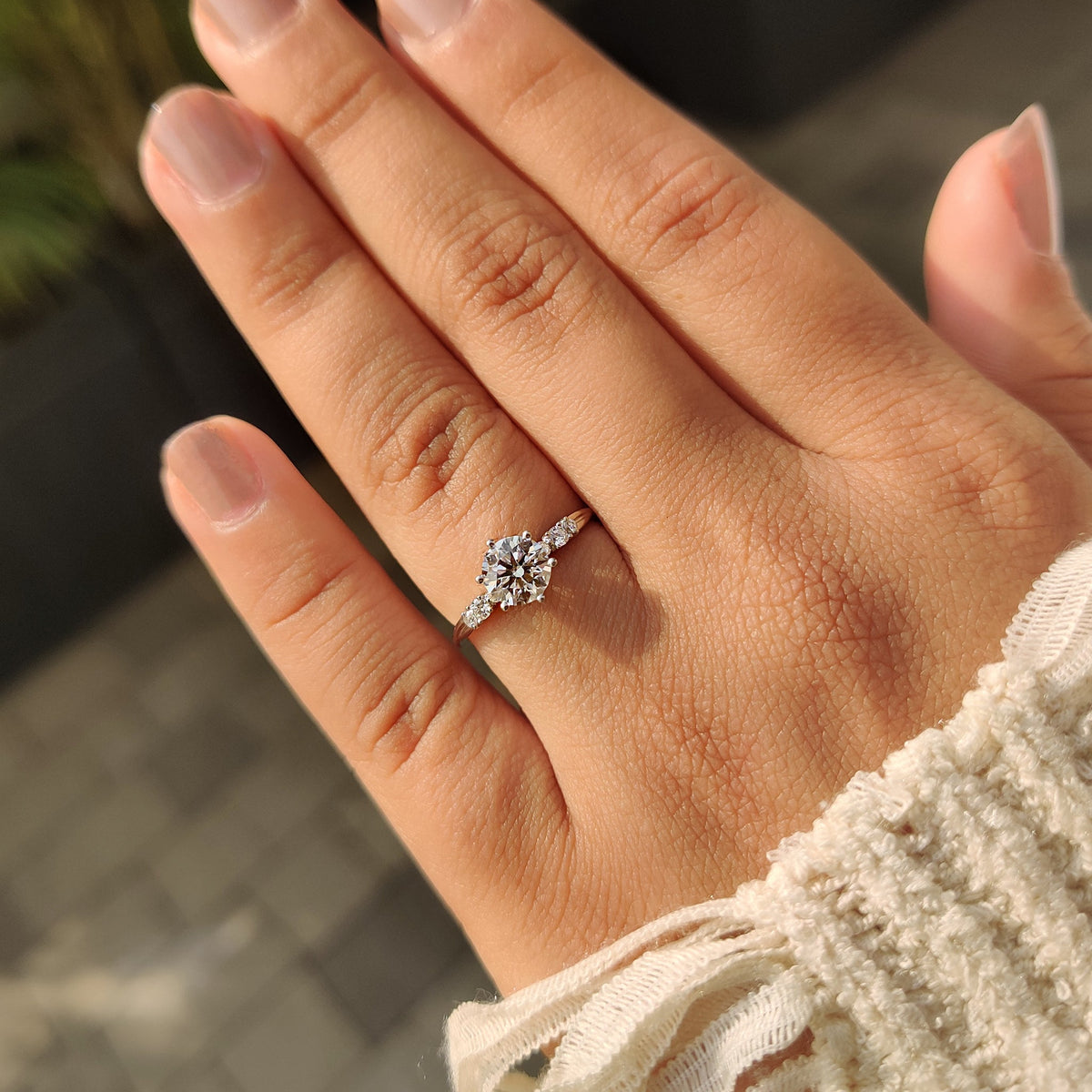 Evangeline Dawn - 2 Carat Round Diamond Ring in Muse Setting