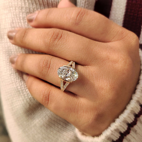 Ophelia Eve - Oval Shaped Diamond Ring With Split Shank Band