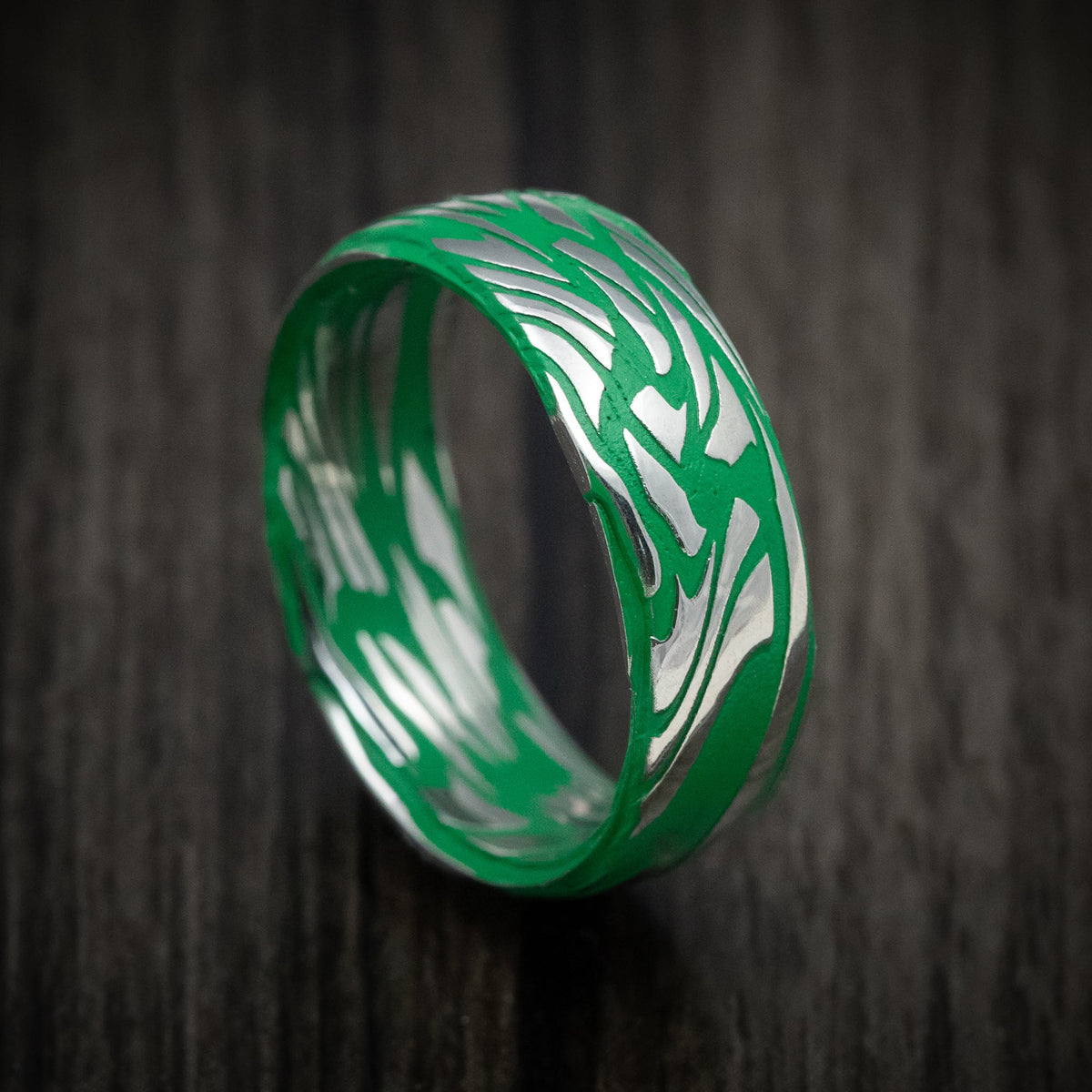 Noble XI - Scale Kuro Damascus Steel Men's Wedding Ring with Cerakote Grooves Band - Nura Lab