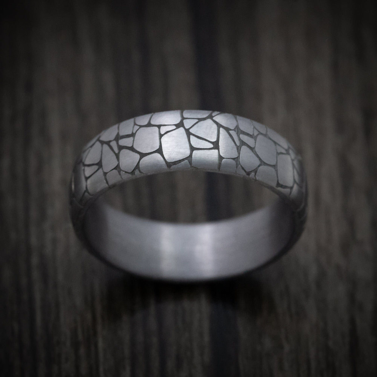 Forge XIV - Tantalum Band with Organic Design Pattern Men's Wedding Ring - view 2 - Nura Lab