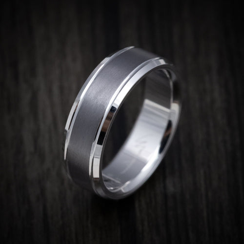 Sterling XIII - 14K Gold and Tantalum Men's Wedding Ring - view 3 - Nura Lab