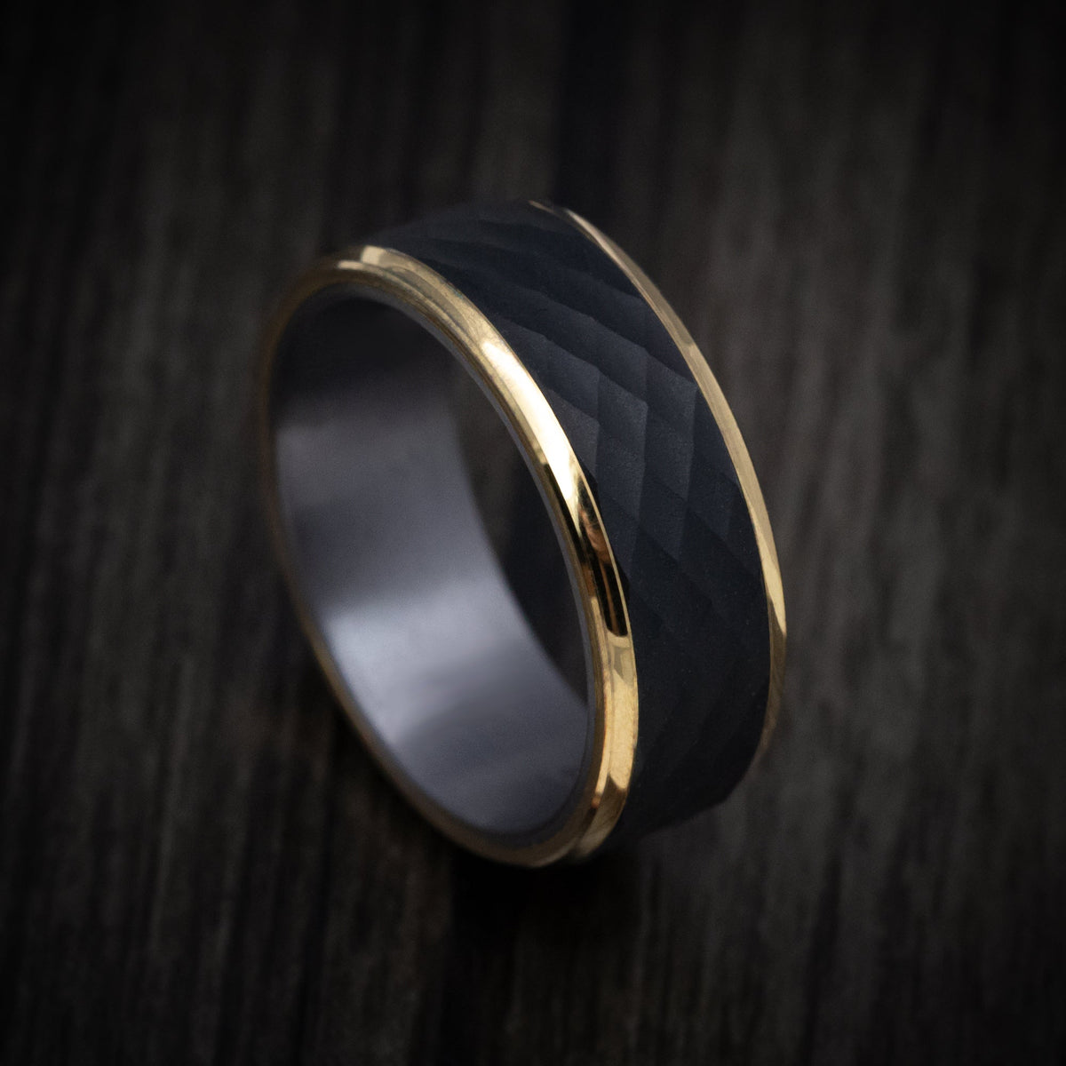 Oak XIII - Carbon Fiber and 14K Gold Men's Wedding Ring with Tantalum Sleeve - Nura Lab